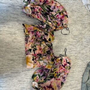 Puff sleeve crop top